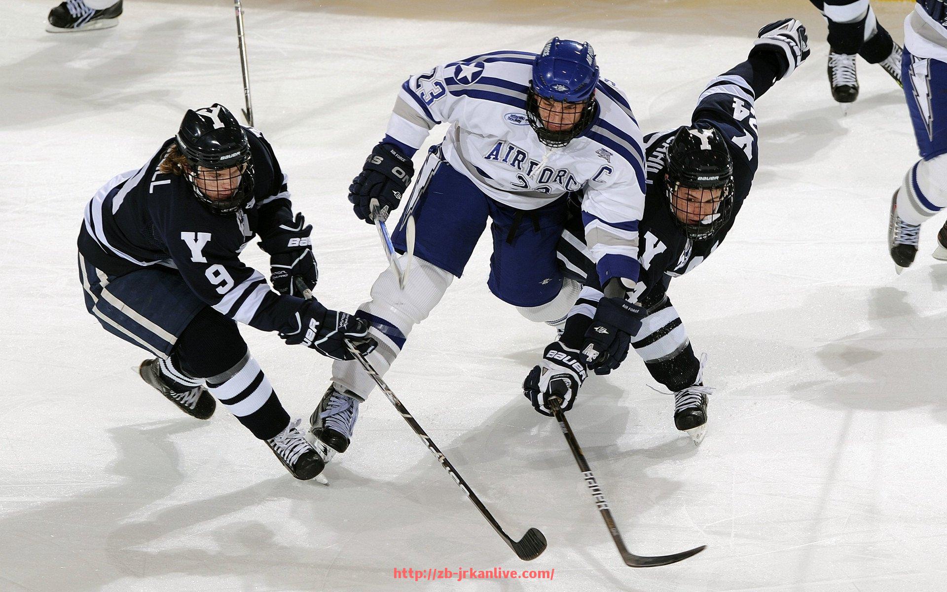 jrkan直播-踢过英超的中国球员有哪些？他们在英伦经历了什么？